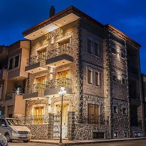 Très Belle Korce