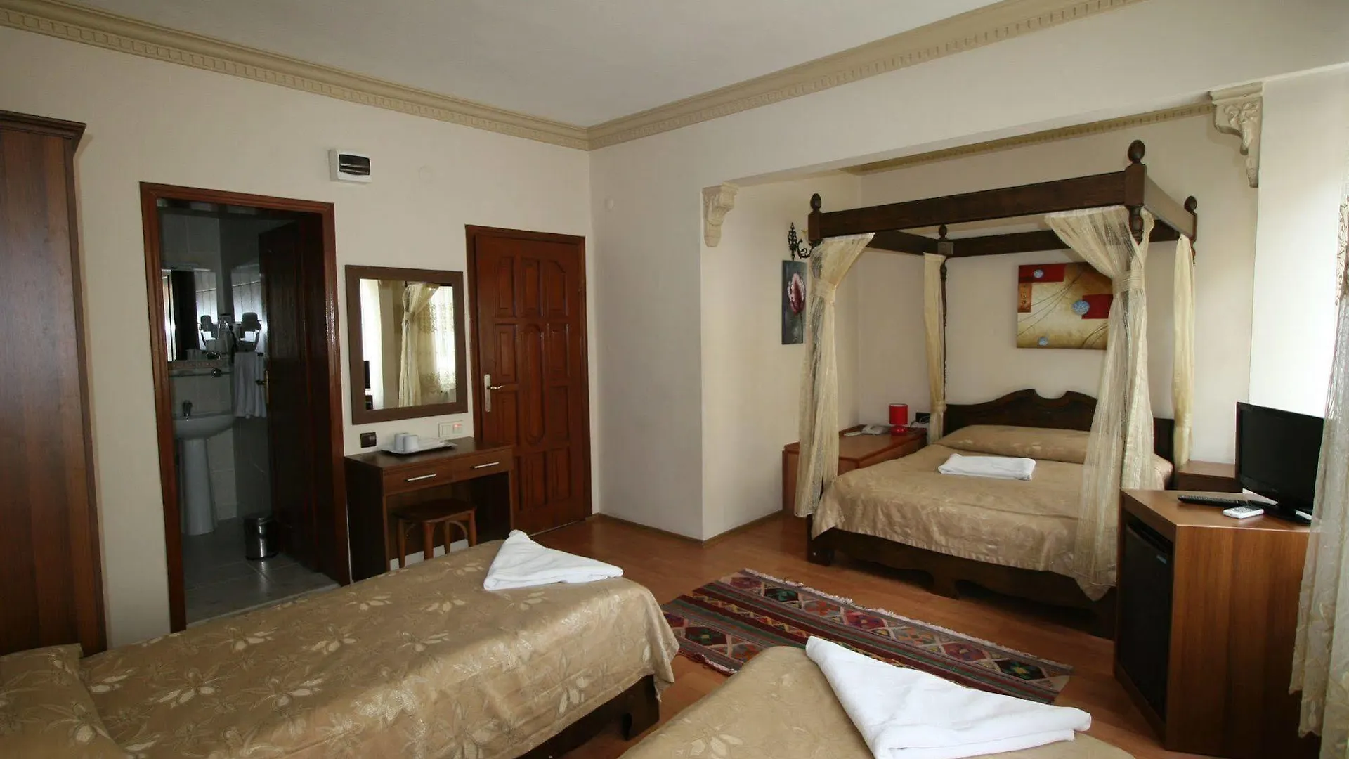 Hanedan Hotel Istanbul