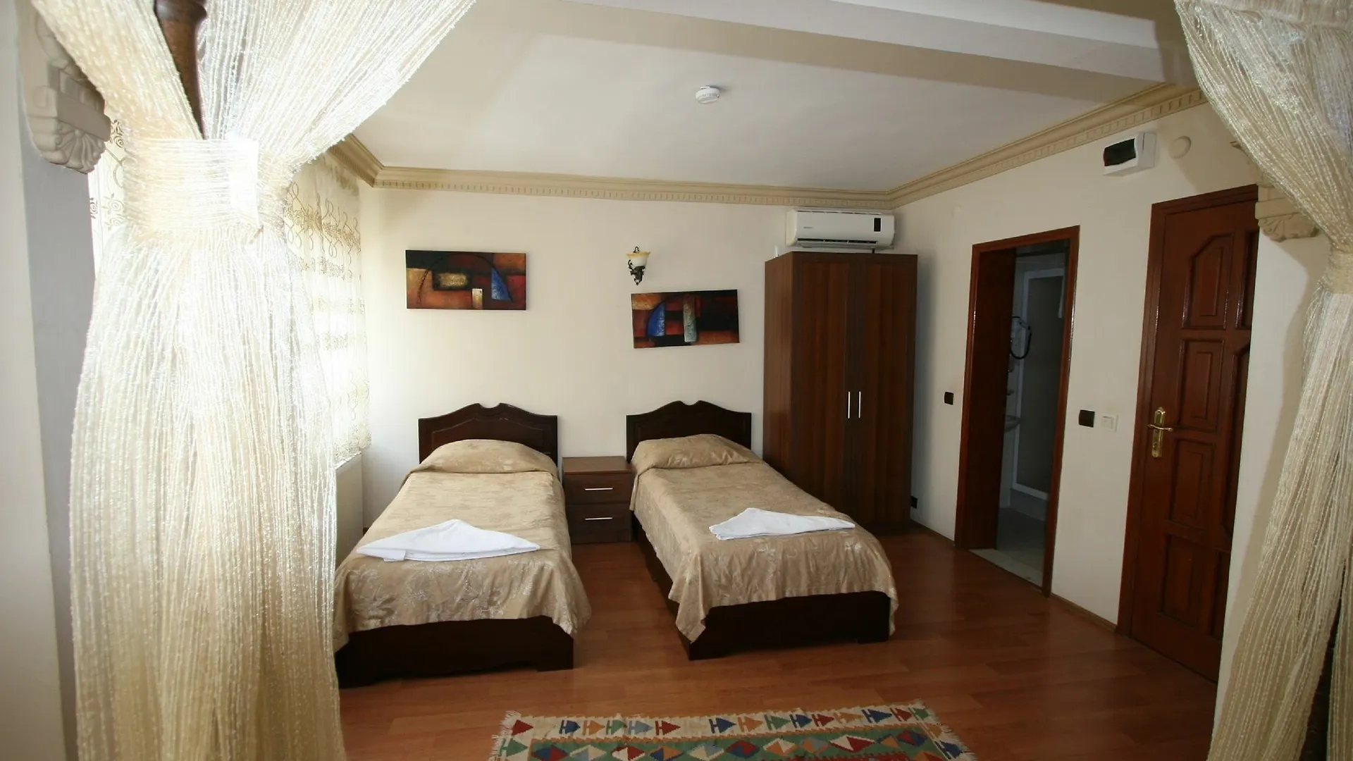 Hanedan Hotel Istanbul